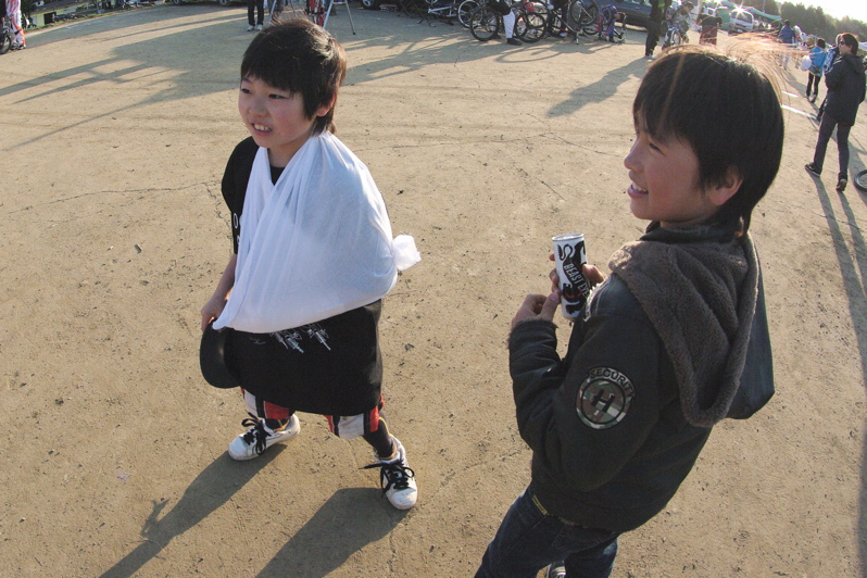 2009JOSF緑山関東オープンレースVOL11：コース外の風景〜ギョニソー再び..._b0065730_1204478.jpg