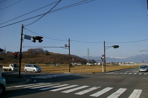 北アルプス展望台巡り　その7　弘法山古墳_d0059441_0192595.jpg