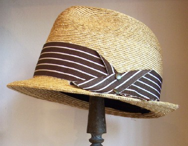 CHAPEAUX_b0129548_23474139.jpg