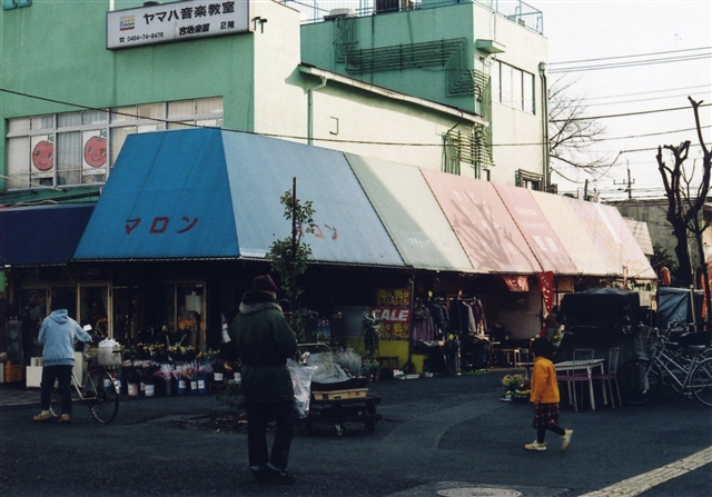 団地の光景　本編　３_c0082066_2039647.jpg