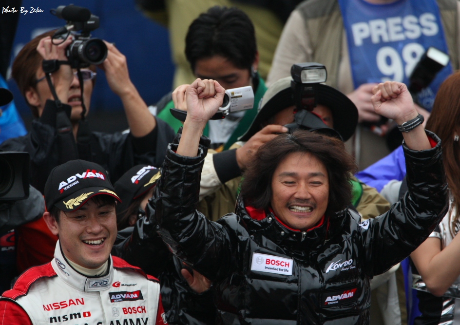 2009 SUPER GT岡山1st KONDO Racing特集_c0145198_11444669.jpg