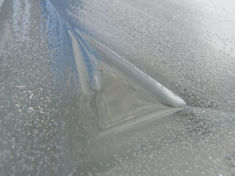 不思議な三角形の氷_c0025115_16463630.jpg