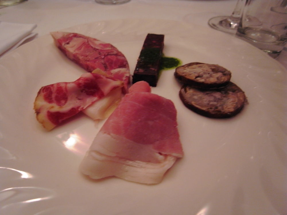 charcuterie(シャルキュトリー)_c0178068_1930990.jpg