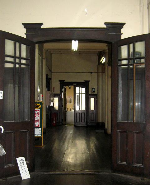 「警官の血」ロケ地 上野ビル(北九州市若松)_a0107574_20564861.jpg