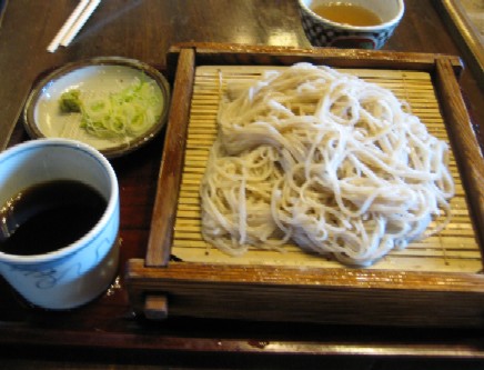 春の会津を歩く(11)田舎料理と蕎麦で一献@会津二丸屋武蔵亭[会津若松/福島]_c0013687_1052515.jpg