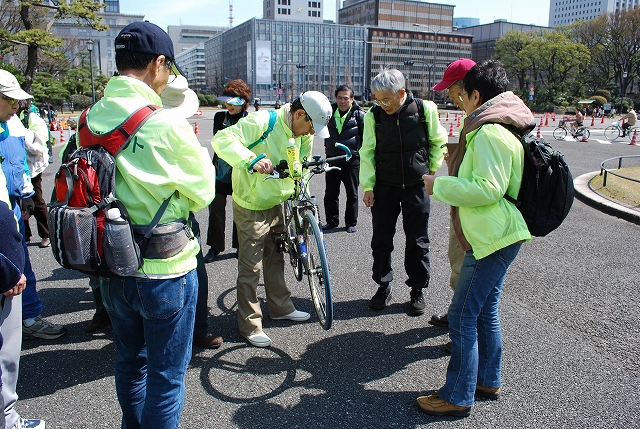 第１０４回　皇居と神宮外苑サイクリング_c0061853_2316676.jpg