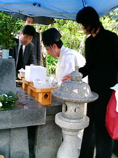 a0084771_1565375.jpg