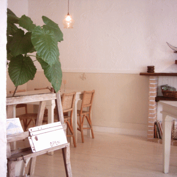 d0100192_22332511.gif