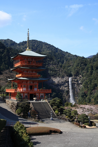 那智山（那智の滝、熊野那智大社、青岸渡寺）_c0119036_0193535.jpg