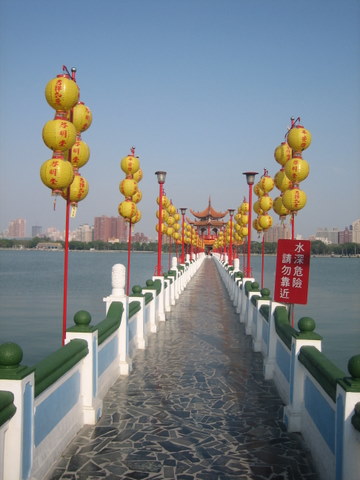 e0018143_05766.jpg
