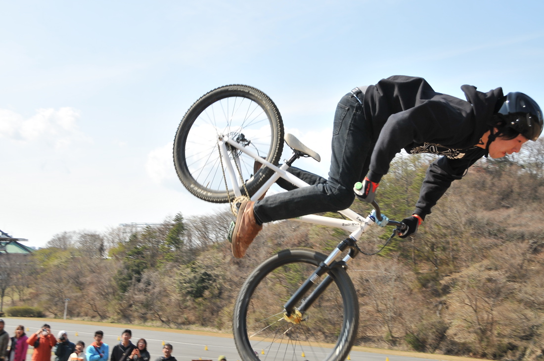 JBMXFスーパーシリーズ特別戦：修善寺BMXトラックVOL8：MTBスーパージャンプパフォーマンスDAY2_b0065730_6554651.jpg