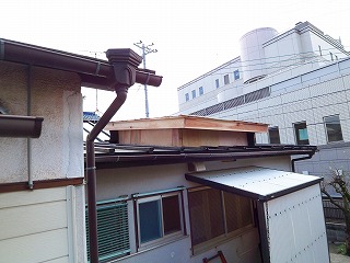 屋根の穴明け？　Ｋ邸リフォーム工事 2009  _c0087349_8234718.jpg