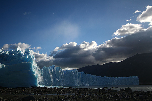 氷河で乾杯　ペリトモレノ_f0051485_5491763.jpg