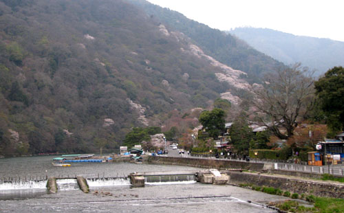 嵐山　渡月橋_e0048413_2262122.jpg