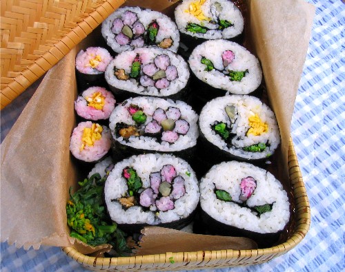 お花見弁当 桜の模様の花寿司を巻きました おいしっぽ Oishippo の か和いい 食卓