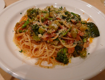 クチーナさん(イタリア家庭料理)のランチ_b0142989_20585463.jpg