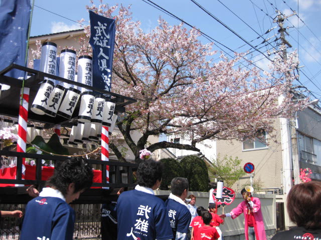 武雄温泉春まつり　武雄人倶楽部飾り神輿！！_b0130261_22232060.jpg