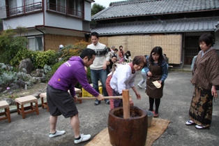 古民家でゆったりの日_e0157328_1082143.jpg