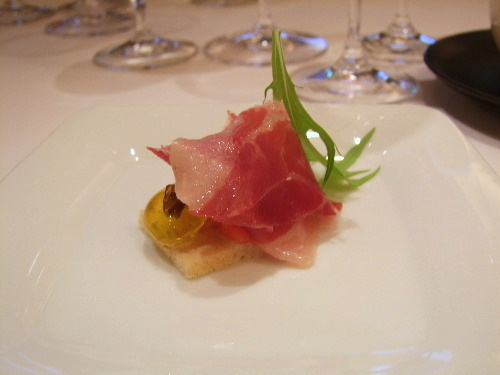 「日本橋 RESTAURANT SANT PAU(サンパウ)のイベリコのプルーマ」_a0000029_353662.jpg