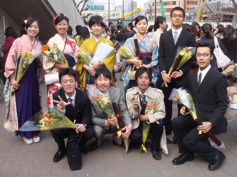 卒業式 東京外国語大学競技ダンス部 卒業式 東京外国語大学競技ダンス部