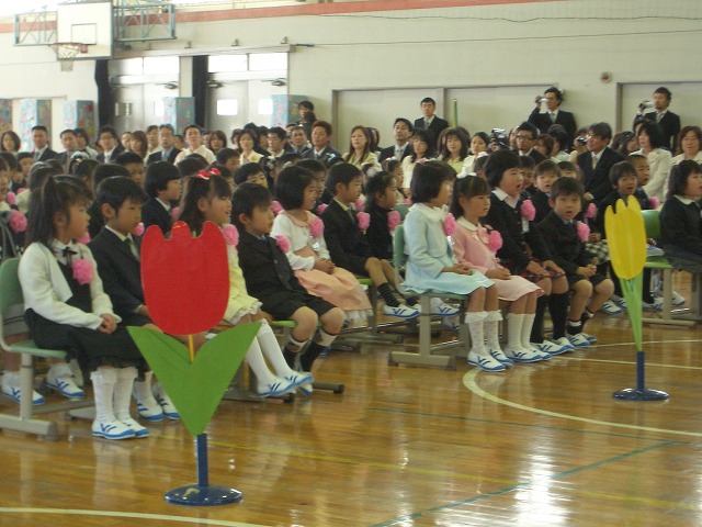 かわいい1年生　昨日は入学式_f0141310_23261652.jpg