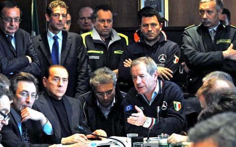 【イタリア中部地震 第2報】激甚被害で非常事態宣言!_d0123476_857445.jpg