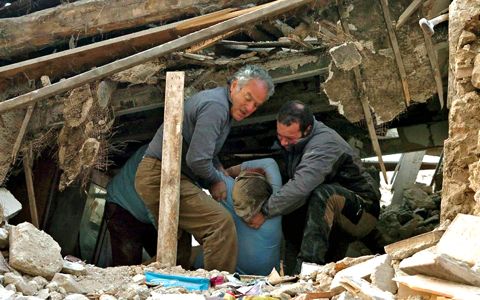 【イタリア中部地震 第2報】激甚被害で非常事態宣言!_d0123476_8583660.jpg