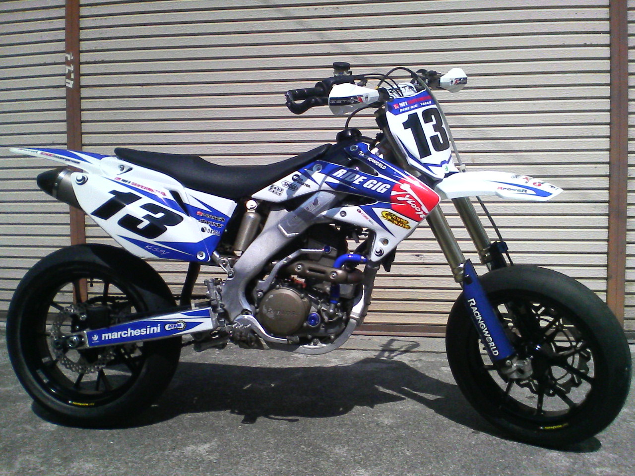b0049102_2043667.jpg