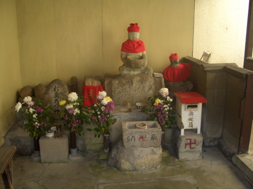 平忠度の胴塚（首塚）_b0118987_6181177.jpg