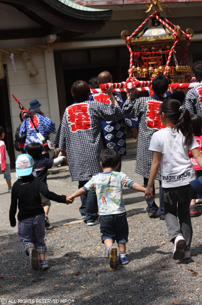 今日は町内のお祭りです。_f0130030_1172224.jpg