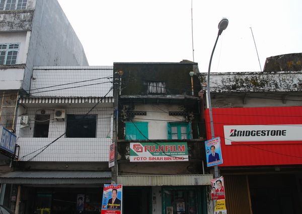 e0098241_1141680.jpg