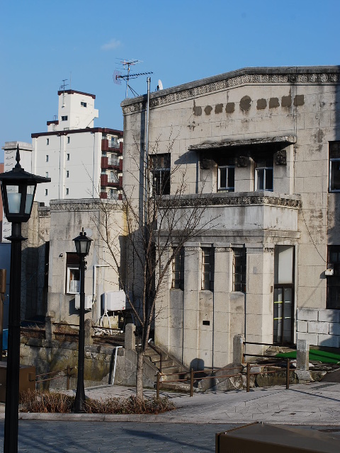 旧函館無尽本店、北洋相互銀行(函館末広町レトロ建築コレクション)_f0142606_17135.jpg