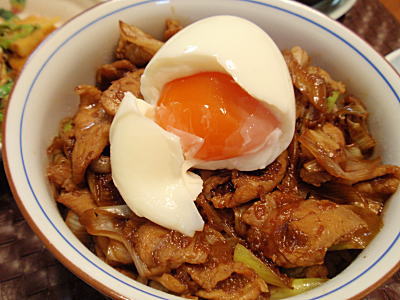 豚の生姜焼き丼・茄子とトマトの簡単グラタン（レシピ付）_c0027666_12323878.jpg