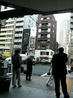 時ならぬ雨_a0075684_22502438.jpg