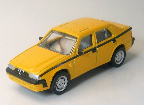 ALfa Romeo 75 by KYOSHO_d0041622_023272.jpg