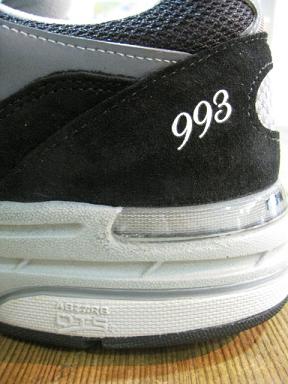 new balance社 最高峰モデル_e0152373_14444241.jpg