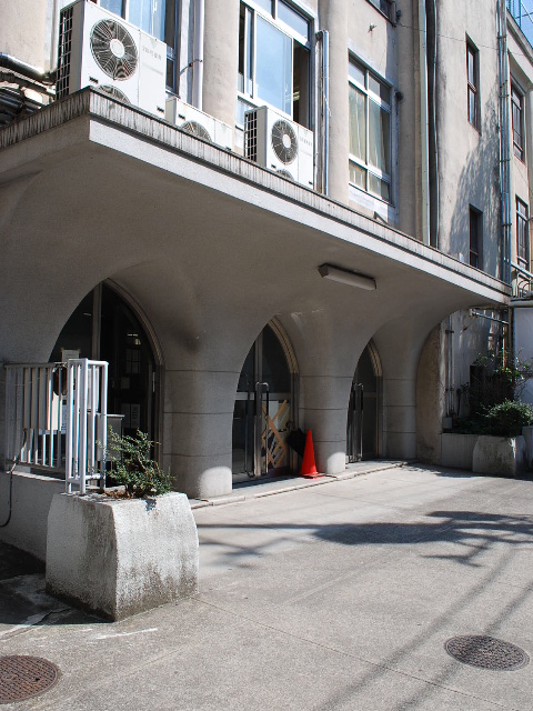 東京都台東区立旧坂本小学校(大正モダン建築探訪)_f0142606_21441391.jpg