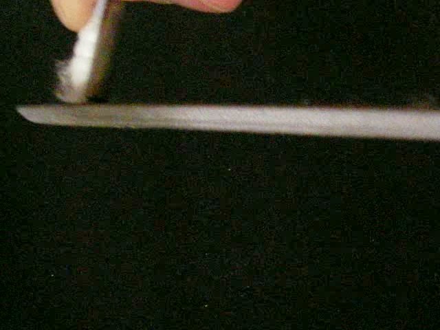 フリントをマッチ棒みたいに使い綿棒に着火!_f0113727_17175873.jpg