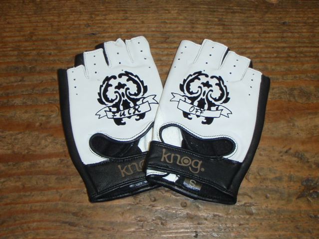 knog GLOVES_e0132852_18571625.jpg