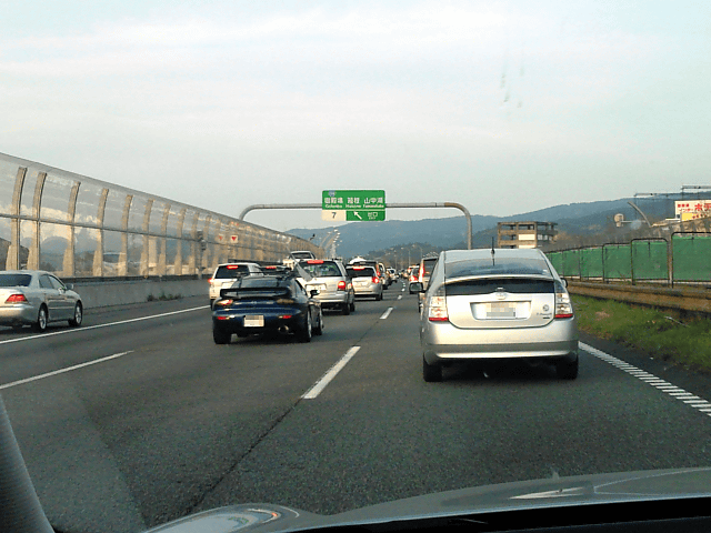 a0006605_12581997.gif