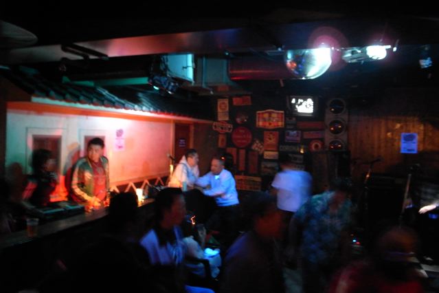 d0075828_1313559.jpg