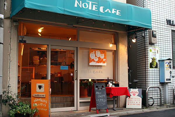 note cafeにピンボールマシン登場！！_c0129342_17434221.jpg