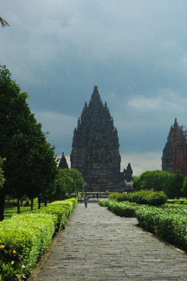 ジャワ島　　プランバナン寺院群　Candi Prambanan　_c0011649_83587.jpg