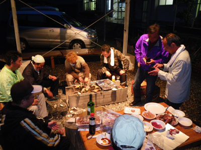 平成21 年4月4日 学校で赤提灯?_a0107644_154546100.jpg
