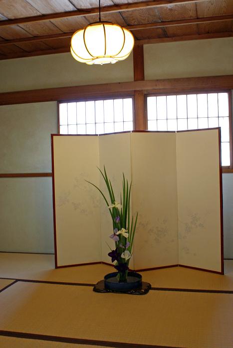 暖簾をくぐると別世界:京都嵐山・花月園福家 鯉の甘露煮が絶品_b0063958_20572189.jpg