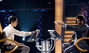 SLUMDOG MILLIONAIRE スラムドッグ$ミリオネア \'08 イギリス・アメリカ _e0079992_23191144.jpg