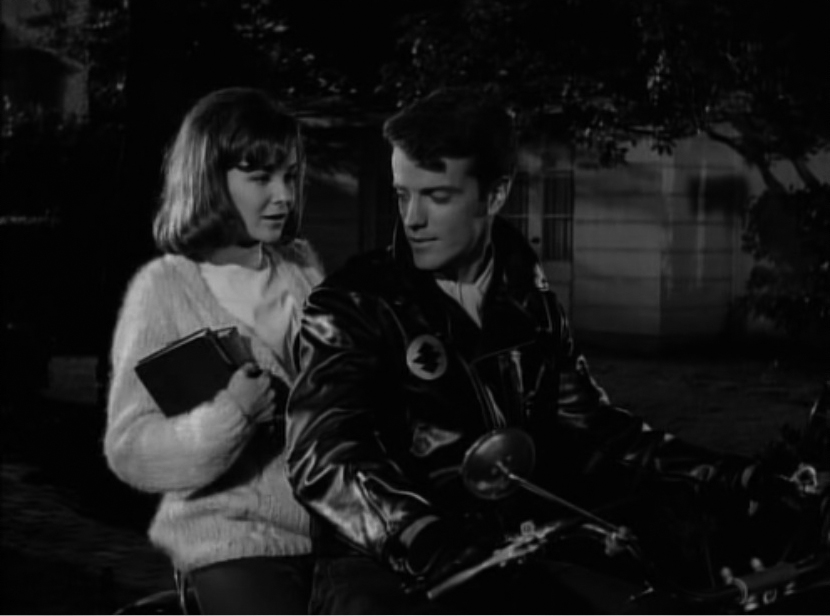 シェリー・フェブレー（Shelley Fabares）「\"The Twilight Zone\" Black Leather Jackets」（1964）_e0042361_22311716.jpg