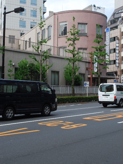 東京都中央区立中央小学校(昭和モダン建築探訪)_f0142606_2154659.jpg