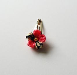 ★つまみ細工講座を開催します★_c0122475_052838.jpg