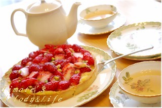 tarte　aux　fraise_d0126550_1683255.jpg